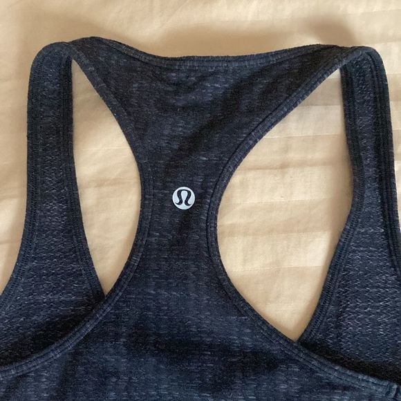Lululemon Racerback Tank Top in Black/Gray. Size 10. - Picture 4 of 4